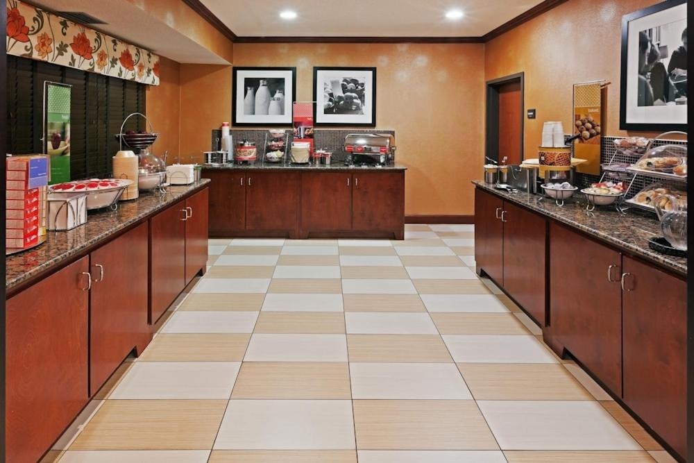 Hampton Inn Manhattan Main image